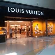 louis vuitton costano meno a los angeles|Louis Vuitton las vegas nv.